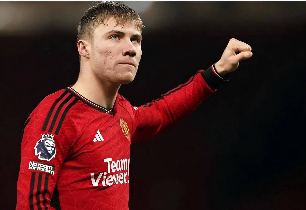 曼联球迷振奋！霍依伦即将转会那不勒斯，4000万欧元加入转会费